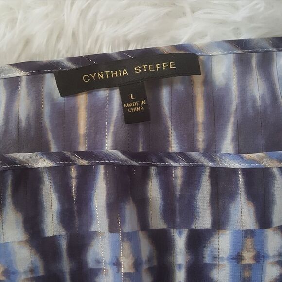 Cynthia Steffe lightweight sheer top Size Large - Picture 3 of 5